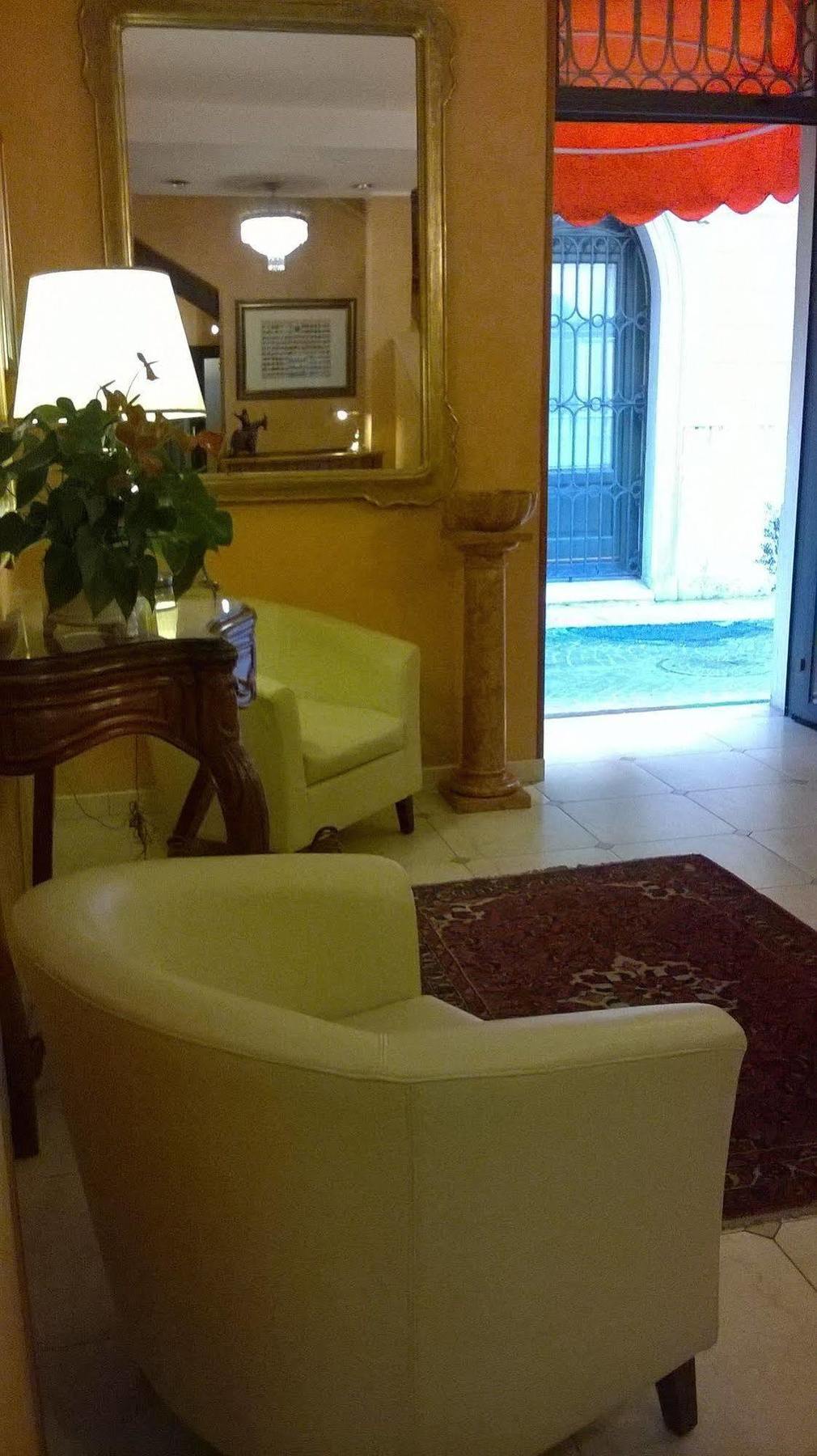 Hotel Cavour Verona Exterior photo